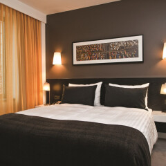 Отель Adina Apartment Hotel Berlin Hackescher Markt Германия, Берлин - 2 отзыва об отеле, цены и фото номеров - забронировать отель Adina Apartment Hotel Berlin Hackescher Markt онлайн комната для гостей фото 2