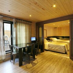 Film 37.2 Hotel комната для гостей фото 14