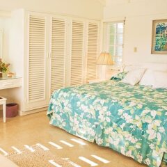 Отель 5 BR Beachfront Villa - Discovery Bay - PRJ 1429 Ямайка, Дискавери-Бей - отзывы, цены и фото номеров - забронировать отель 5 BR Beachfront Villa - Discovery Bay - PRJ 1429 онлайн комната для гостей фото 2