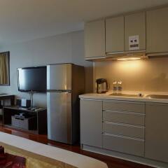 Отель Royal Suite Residence Boutique Бангкок в номере фото 2