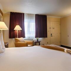 Отель Best Western Royal Host Inn удобства в номере