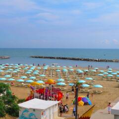 Gimmi Hotel пляж