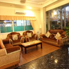 Home Pattaya Hotel интерьер отеля