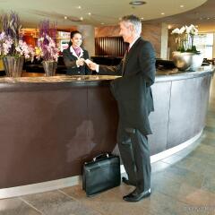 Dorint Hotel am Heumarkt Köln интерьер отеля