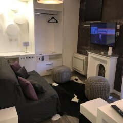 Neverfull Boutique Hotel банкомат