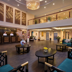 Freesia Hotel интерьер отеля