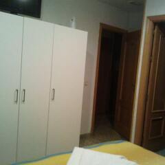 Отель Hostal Emilio Barajas Мадрид удобства в номере