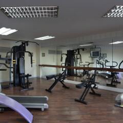 Sanya Golden Phoenix Sea View Hotel фитнесс-зал
