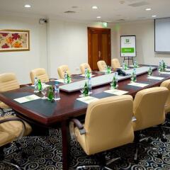 Отель Holiday Inn Bur Dubai - Embassy District фото 6