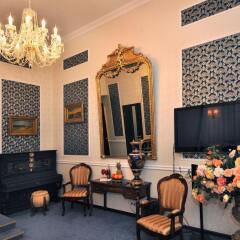 Queen Valery Hotel интерьер отеля