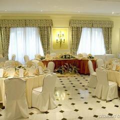 Отель One Shot Palacio Reina Victoria 04 Испания, Валенсия - 3 отзыва об отеле, цены и фото номеров - забронировать отель One Shot Palacio Reina Victoria 04 онлайн помещение для мероприятий