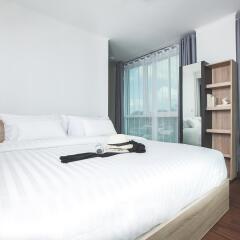 Отель The Wide Condotel Phuket Номер Делюкс