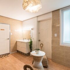 Nanu Guesthouse KPOP - Hostel комната для гостей фото 4