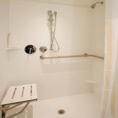 Отель Hilton Garden Inn New York/Central Park South-Midtown West ванная фото 2