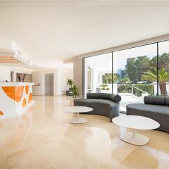 Отель THB Naeco Ibiza - Adults Only комната для гостей фото 5