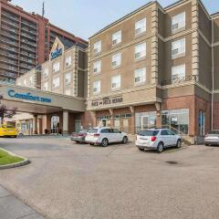 Отель Comfort Inn & Suites South Канада, Калгари - отзывы, цены и фото номеров - забронировать отель Comfort Inn & Suites South онлайн парковка
