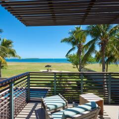 Отель Hilton Fiji Beach Resort and Spa пляж фото 2
