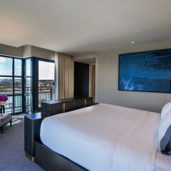 Отель InterContinental Washington D.C. - The Wharf, an IHG Hotel США, Вашингтон - отзывы, цены и фото номеров - забронировать отель InterContinental Washington D.C. - The Wharf, an IHG Hotel онлайн комната для гостей