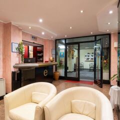 Отель Comfort Hotel Europa Genova City Centre Италия, Генуя - 14 отзывов об отеле, цены и фото номеров - забронировать отель Comfort Hotel Europa Genova City Centre онлайн интерьер отеля фото 2