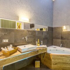 Отель Suite in Rome Veneto Италия, Рим - отзывы, цены и фото номеров - забронировать отель Suite in Rome Veneto онлайн сауна