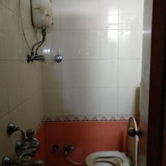 Hexa Aeka Stay in Mumbai, India from 38$, photos, reviews - zenhotels.com bathroom photo 2