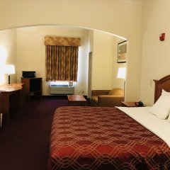 Отель Econo Lodge Inn & Suites Beaumont США, Бомонт - отзывы, цены и фото номеров - забронировать отель Econo Lodge Inn & Suites Beaumont онлайн комната для гостей