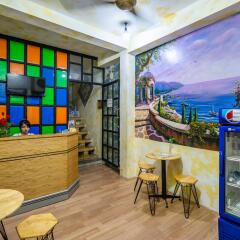 Отель Saigon Backpackers Hostel - Bui Vien Вьетнам, Хошимин - отзывы, цены и фото номеров - забронировать отель Saigon Backpackers Hostel - Bui Vien онлайн гостиничный бар