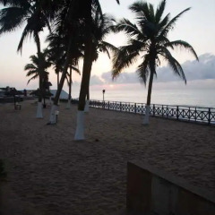 Отель Elmina Beach Resort пляж фото 2