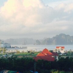 Отель Halong BC балкон