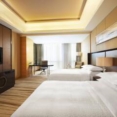 Отель Four Points by Sheraton Langfang, Guan комната для гостей фото 3