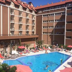 Отель Bahami Residence бассейн