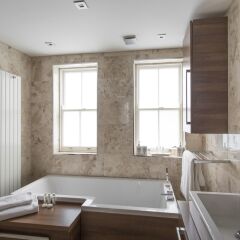 Отель onefinestay - Bloomsbury private homes ванная