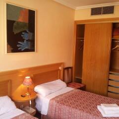 Отель Hostal Juan XXIII комната для гостей фото 2