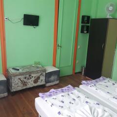 Отель Trakia Bed & Breakfast сейф в номере