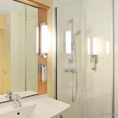 Отель ibis Marseille Est La Valentine ванная