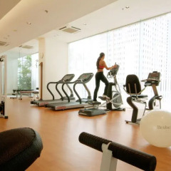 Rembrandt Hotel Suites and Towers Бангкок фитнесс-зал