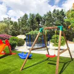 Отель Villa Silverline детские мероприятия фото 2