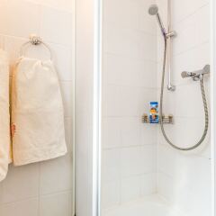 Отель Ferienwohnung Köln-altstadt-nord Кёльн ванная фото 2