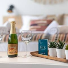 Апартаменты Sweet inn Apartment - Luxembourg Брюссель гостиничный бар