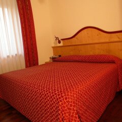 Hotel Corona Карано комната для гостей фото 3