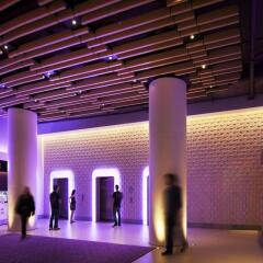 Отель Yotel New York at Times Square развлечения