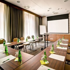 Отель Holiday Inn Krakow City Centre Польша, Краков - 4 отзыва об отеле, цены и фото номеров - забронировать отель Holiday Inn Krakow City Centre онлайн фото 14