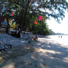 Отель Andaman Beach Resort Саладан пляж