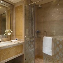 Al Najada Boutique Hotel in Doha, Qatar from 122$, photos, reviews - zenhotels.com bathroom photo 3