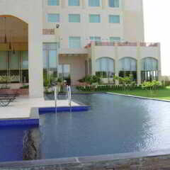 Hotel Jaipur Greens бассейн фото 3