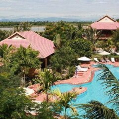 Отель Vinh Hung Riverside Resort & Spa бассейн фото 3
