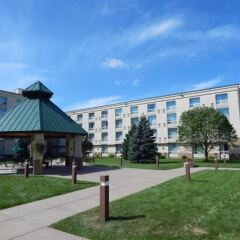 Отель Minneapolis Airport Marriott Блумингтон