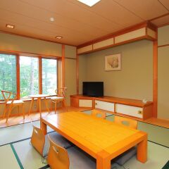 Отель Hatago SAKURAYA Яманакако комната для гостей фото 3