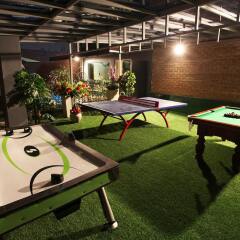 Rodeo Hotel развлечения