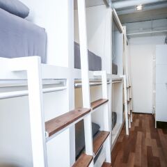 Отель L'atelier Poshtel Phuket - Hostel Таиланд, Пхукет - отзывы, цены и фото номеров - забронировать отель L'atelier Poshtel Phuket - Hostel онлайн интерьер отеля